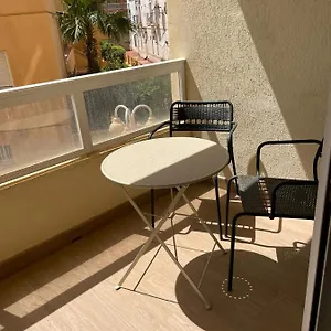 Precioso Apartamento En Primera De Línea De Playa Benalmádena